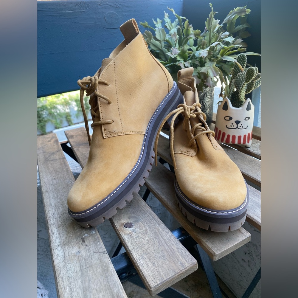 NWOT - Timberland Boots